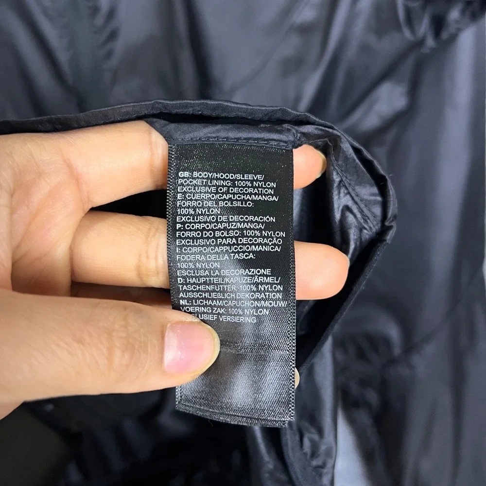 The North Face Windbreaker Jacket Mens Small Black Excellent Full Zip Hooded